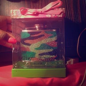 ✨FLASH SALE✨BEDAZZLED BETSEY JOHNSON FLASK (CAMO)✨