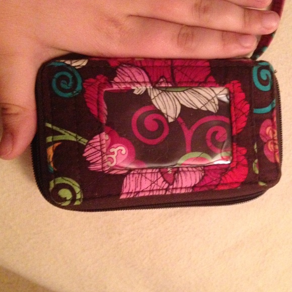 Vera Bradley Wristlet - Picture 4 of 4