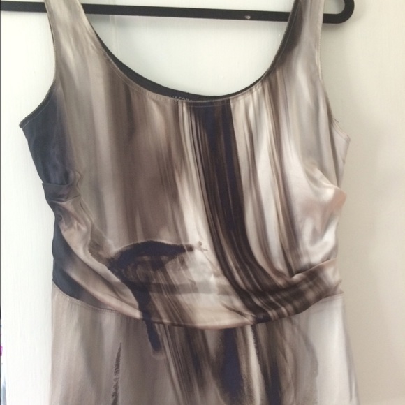 Elie Tahari sleeveless top - Picture 1 of 3