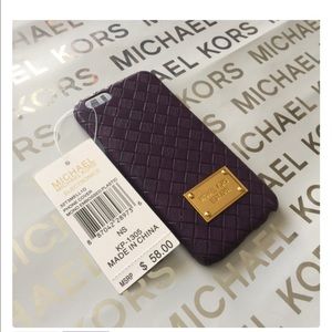 ❤️NWT Michael Kors IPhone 6 woven cell phone case.