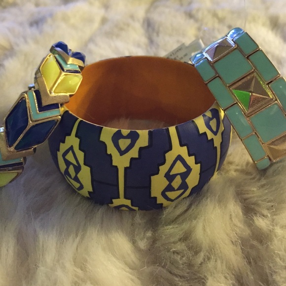 🎉Host Pick🎉 Set of 3 colorful bracelets!!! - Picture 4 of 4