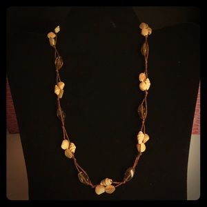 Pretty seaside inspired necklace.