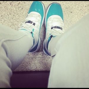 AQUA 11s SZ 5 💚💙🔥