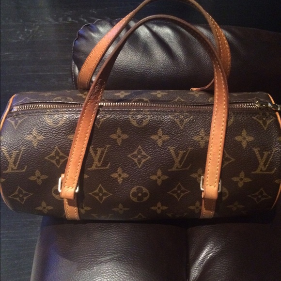 Louis Vuitton papillon purse