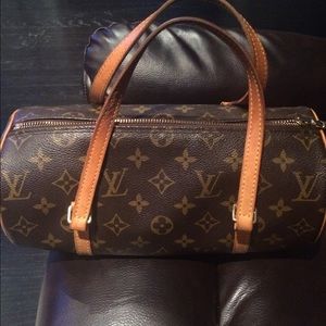 Louis Vuitton papillon purse