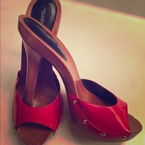 110MM Dolce & Gabbana Platform Peep Toe Heels