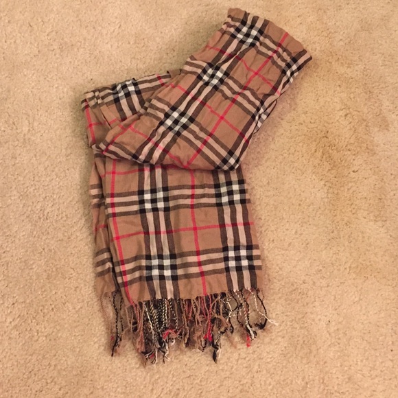 Adorable scarf, perfect for fall!