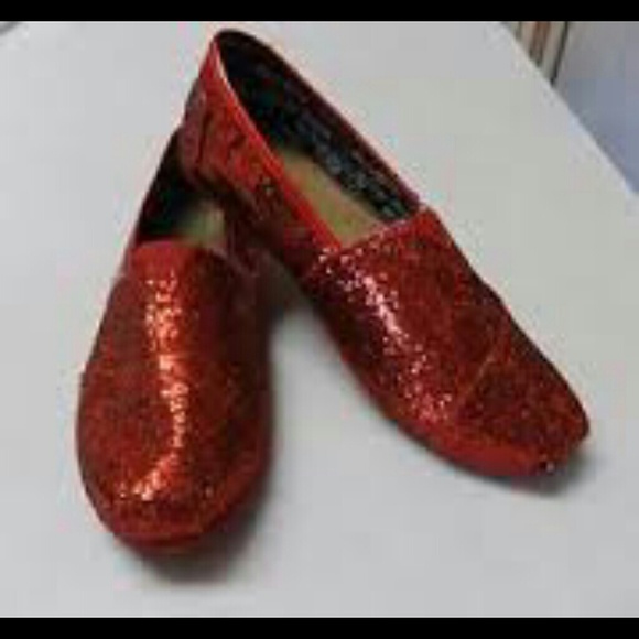 Red sparkly toms wornn 3x's