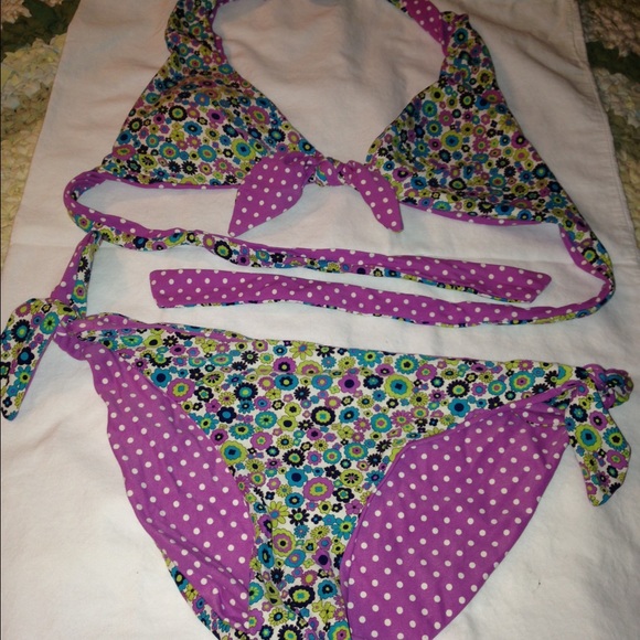 Reversible halter bikini - Picture 1 of 3