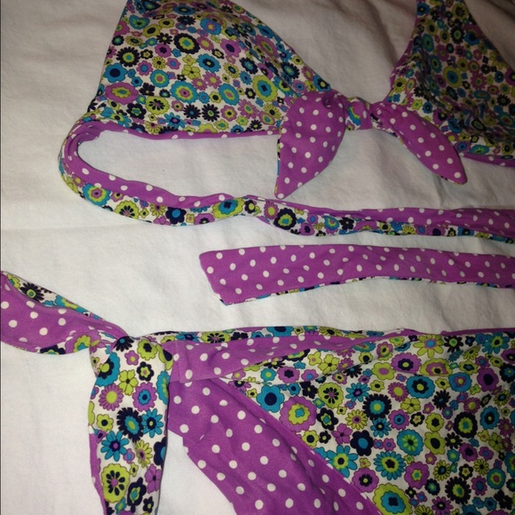 Reversible halter bikini - Picture 2 of 3