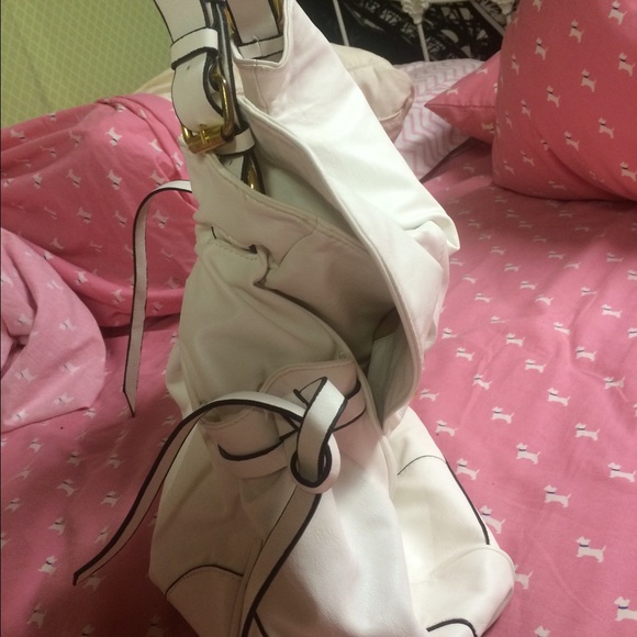 White Prada Handbag - Picture 3 of 4