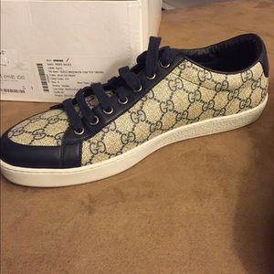 Gucci Brooklyn low top sneakers