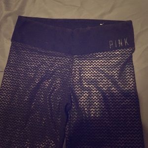 Victoria's Secret yoga pants/leggings!CUTE&comfy