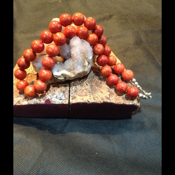 Jewelry - LARGE CORAL BEADS NECKLACE