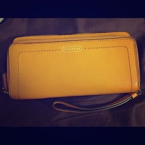 Coach accordion zip around wallet
