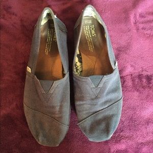 MENS navy toms size 11.5