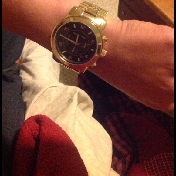 Michael Kors pyramid runway watch