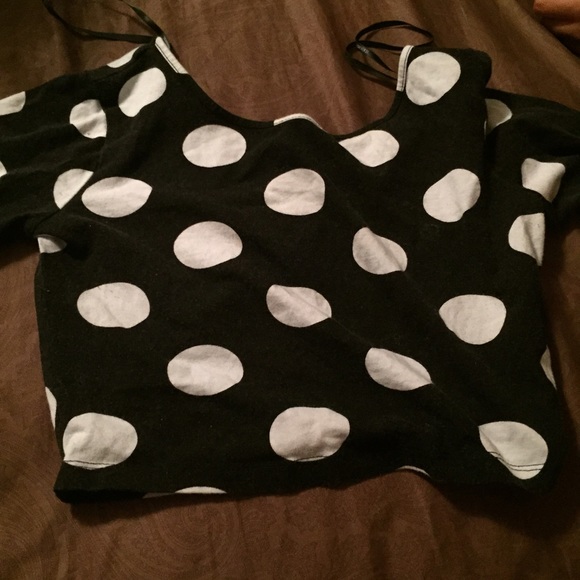 Long sleeve poka dot crop top