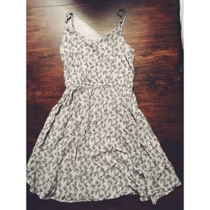 🎉😴SOLD💫✨Butterfly printed dress