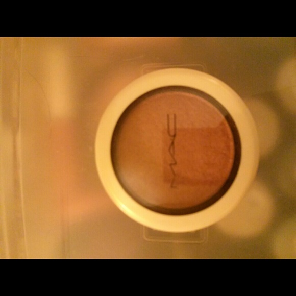 MAC Afterdusk Sheertone Shimmer Blush