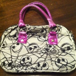 Jack Skellington purse! 📢 BOGO buy 1 get 1 50%