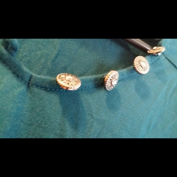 Top - Picture 4 of 4