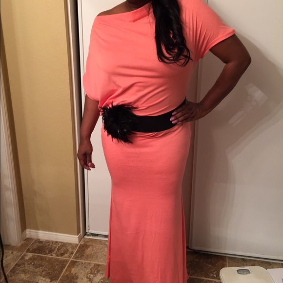 💜Maxi Dress Olive💜 - Picture 2 of 3