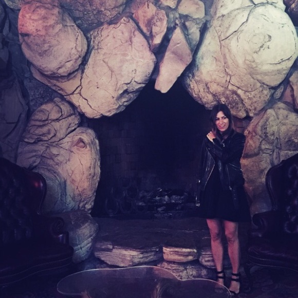 ❤💋️Meet your seller! Joanna Heart 💋❤️ - Picture 12 of 12