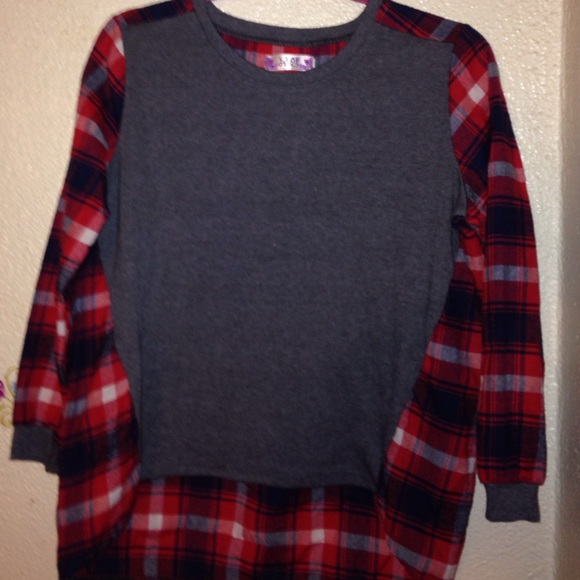 Plaid T-shirt blouse top