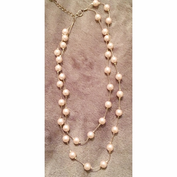 SOLD 🎉 Light Pink Faux Pearl and Silver Chain