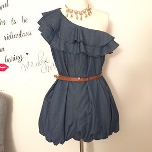 Twelve by Twelve Dresses - 1 shoulder ruffle romper w/balloon shorts‼️🔥💓👗 Twelve by Twelve Dresses - 1 shoulder ruffle romper w/balloon shorts‼️🔥💓👗
