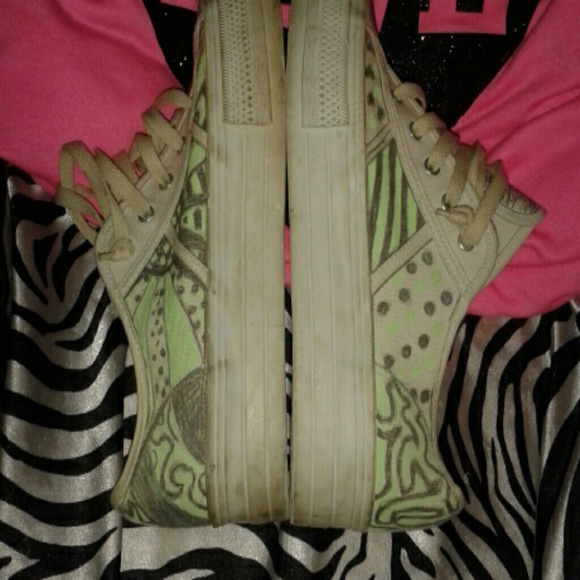 Custom drawn platform Old Navy (Converse style)8.5 - Picture 3 of 4