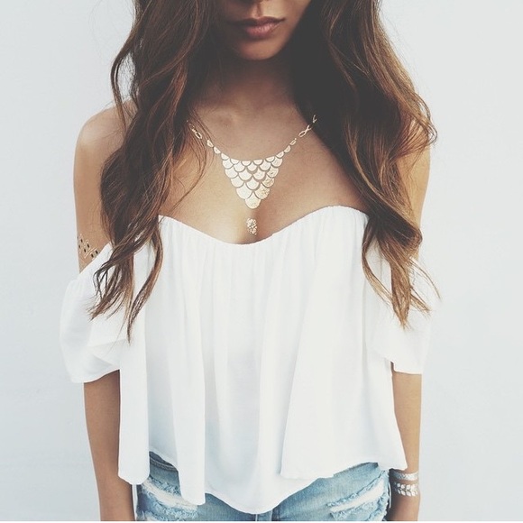 Lulu's Road Traveler Top in BLACK ♡