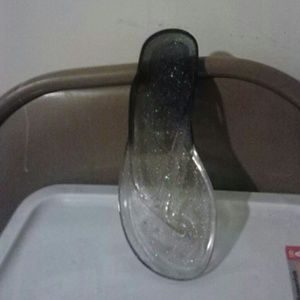 Jelly flip flops....black&clear