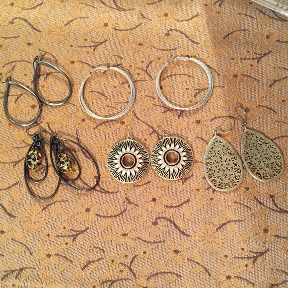 New York and Company earring