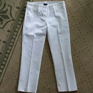 White crop capris