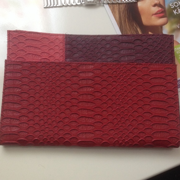 Purse - Picture 2 of 4