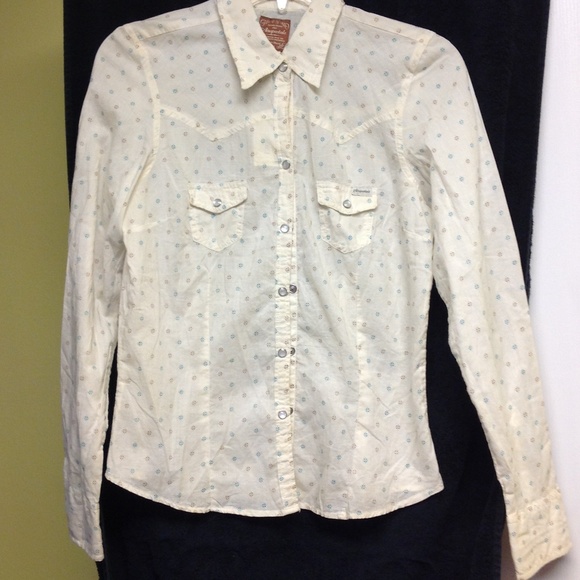 NWT Aeropostale shirt