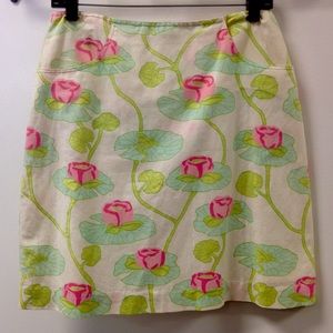 Lilly Pulitzer Lily Pad & frog print skirt
Size 10