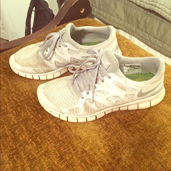 Nike tennis shoes