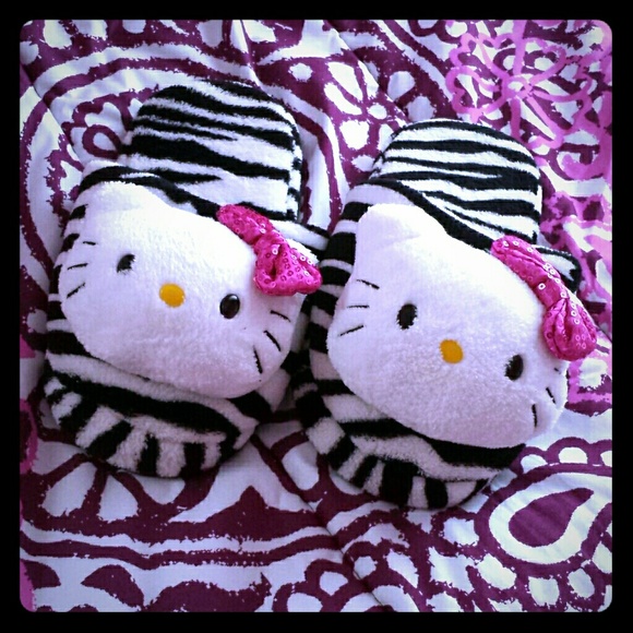Hello kitty slippers