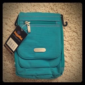 Baggallini Bon Voyage Bagg
