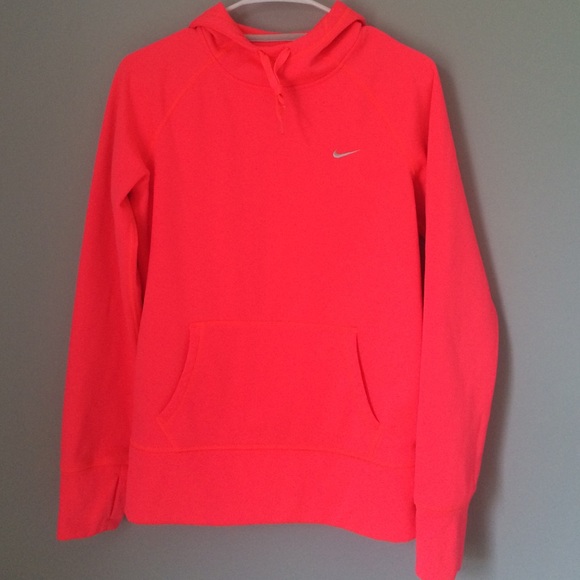 Nike Therma-fit hot pink sweatshirt