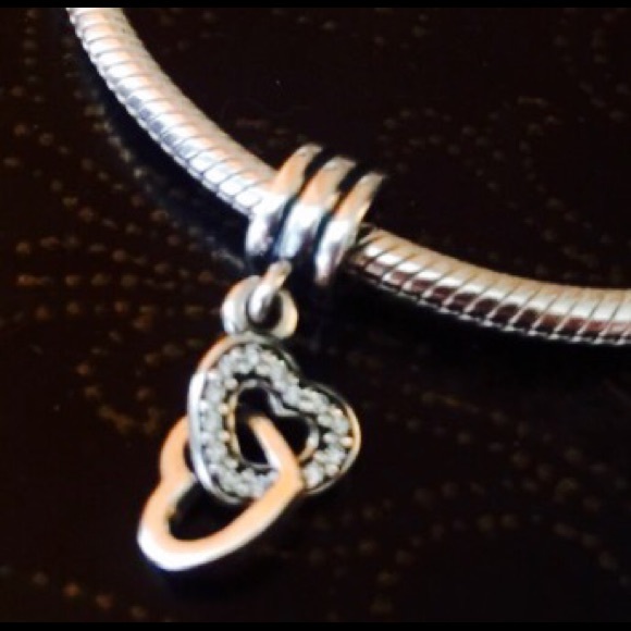 ‼️SOLD‼️Pandora Bracelet w Double Heart Charm New - Picture 2 of 4