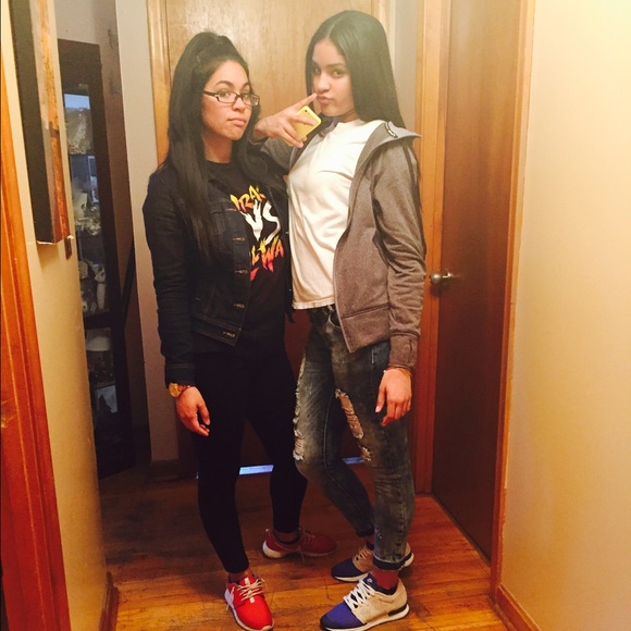 ✨MEET THE SELLER✨ - Picture 2 of 3