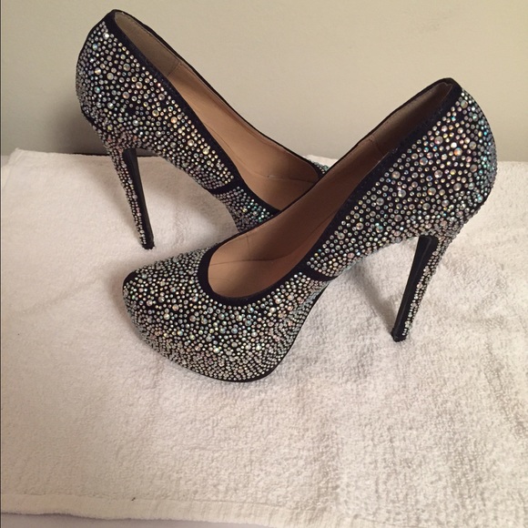 Black rhinestoned pumps - Picture 2 of 2