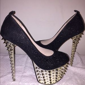 Black and gold studded pumps