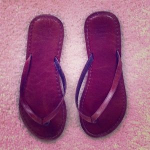 Abercrombie & Fitch Brown Leather Flip Flops