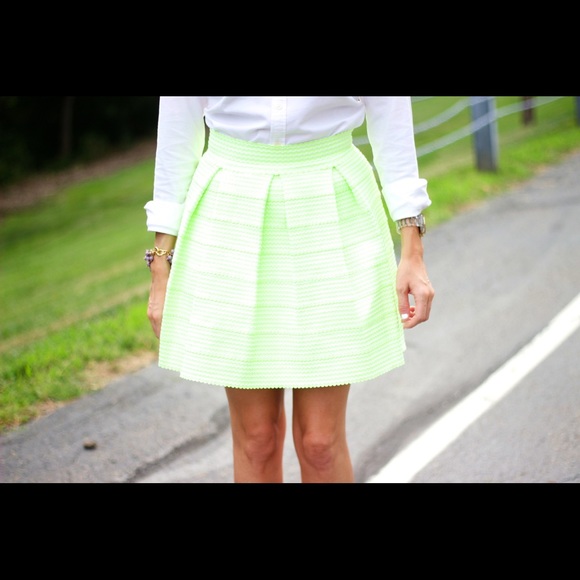 SOLD in bundle fun😍neon😍skirt - Picture 3 of 3