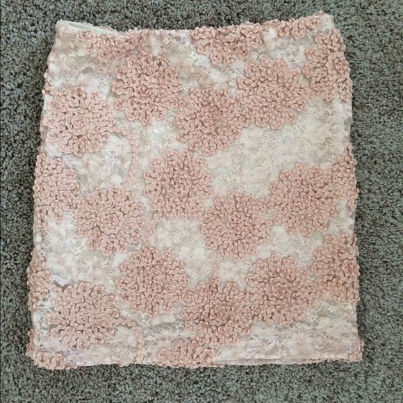 Franchesca's collection skirt - Picture 1 of 2